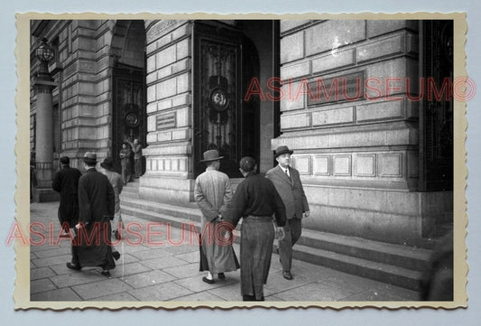 WW2 HONG KONG AND SHANGHAI BANK STREET SCENE Vintage China Photo #3322 中国上海老照片