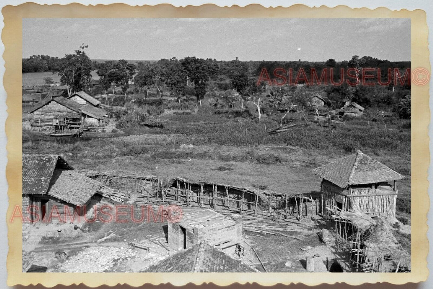 50s Vietnam SAIGON HO CHI MINH VILLAGE MILITARY CAMP HUT ARMY Vintage Photo 1584