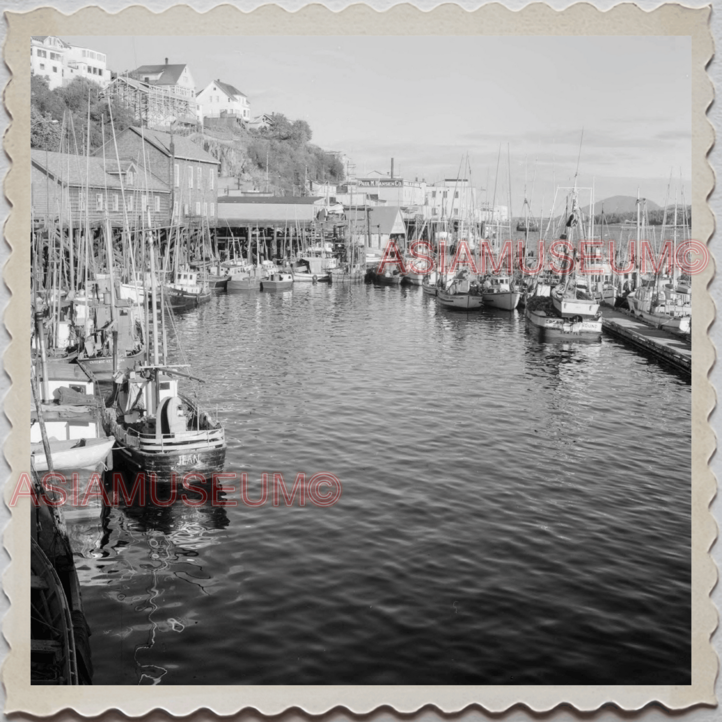 50s KETCHIKAN BOROUGH ALASKA TOTEM POLES SHIP HARBOR BOAT VINTAGE USA Photo 9903