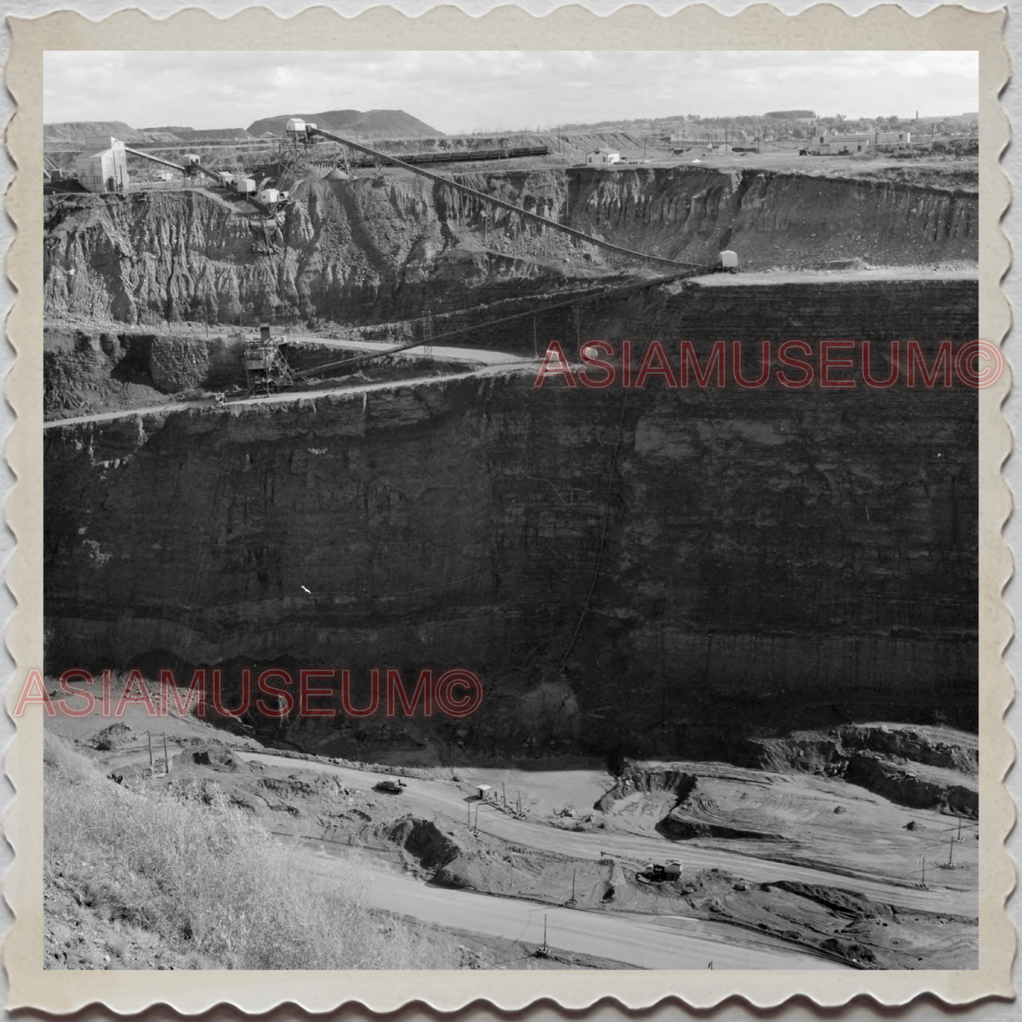 50s HIBBING CITY SAINT LOUIS COUNTY MINNESOTA IRON ORE MINE OLD USA Photo 9349