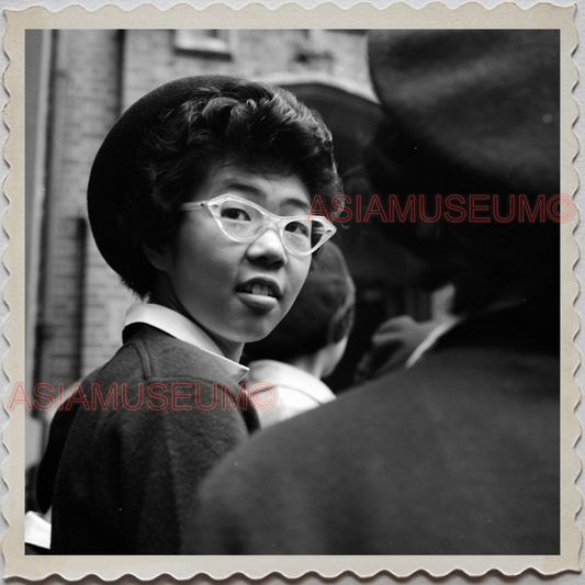 50s MANHATTAN NEW YORK CITY CHINATOWN ASIAN SCHOOL GIRL VINTAGE USA Photo 9520