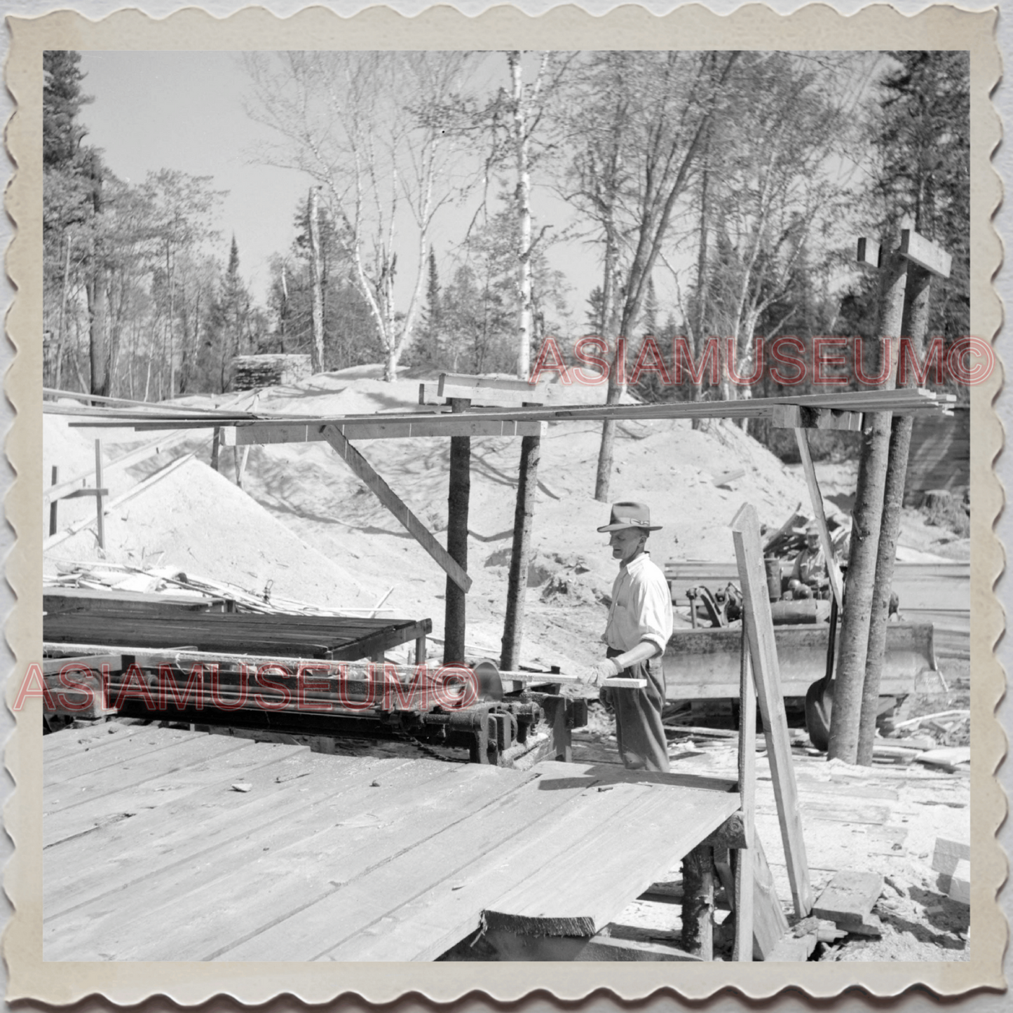 50s LITTLE MARAIS LAKE SUPERIOR COUNTY MINNESOTA LUMBER VINTAGE USA Photo 8712