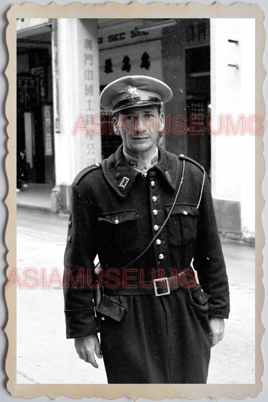 40s MACAU MACAO PORTUGUESE COLONY POLICEMAN UNIFORM  Vintage Photo 澳门旧照片 27260