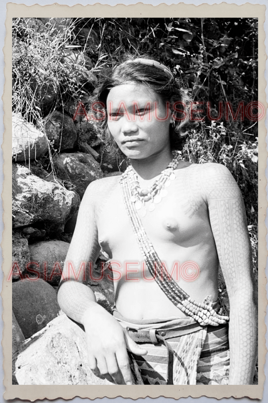 50s PHILIPPINES TRIBE WOMEN YOUNG LADY GIRL TATTOO TOPLESS Vintage Photo 24314