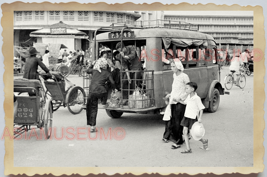 40s WW2 Vietnam HANOI STREET BUS BOY PEDICAB WOMEN BICYCLE  Vintage Photo 27750