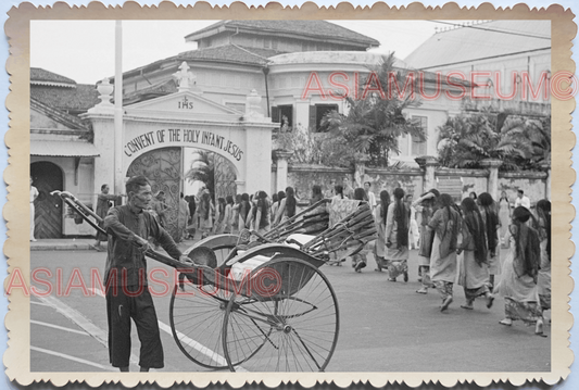 WW2 Street Convent Rickshaw Nuns Church Jesus Lady Vintage Singapore Photo 17595