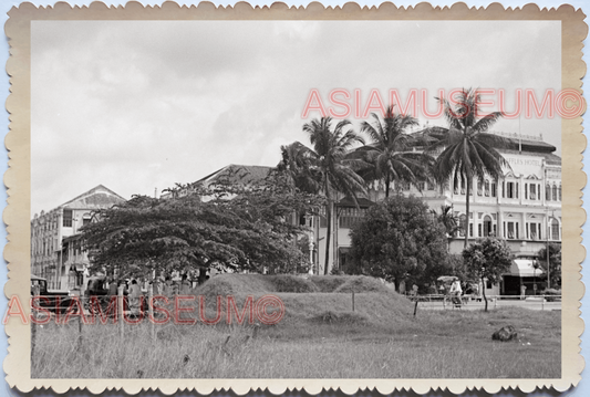 WW2 Raffles Hotel  Battery Road Bunker Car Bicycle Vintage Singapore Photo 17726