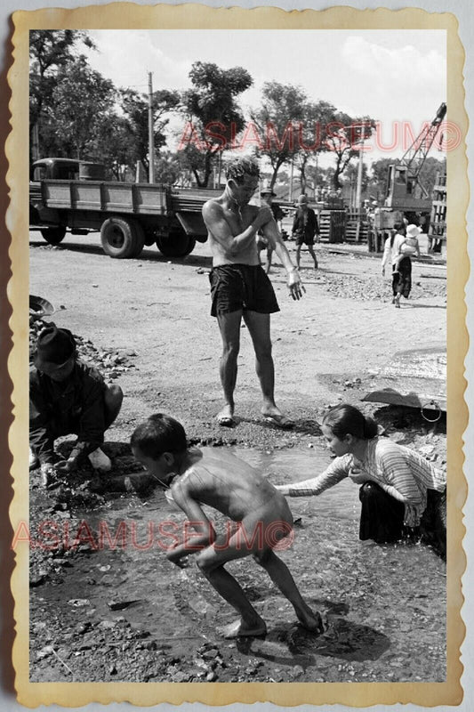 40s Vietnam War SAIGON STREET TRUCK TOPLESS MAN ARMY BOY PLAY Vintage Photo 1527