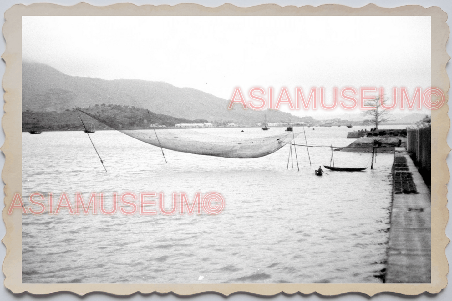 40s MACAU MACAO Portuguese Colony Fishing Net Boat Sea Vintage Photo 澳门旧照片 28914