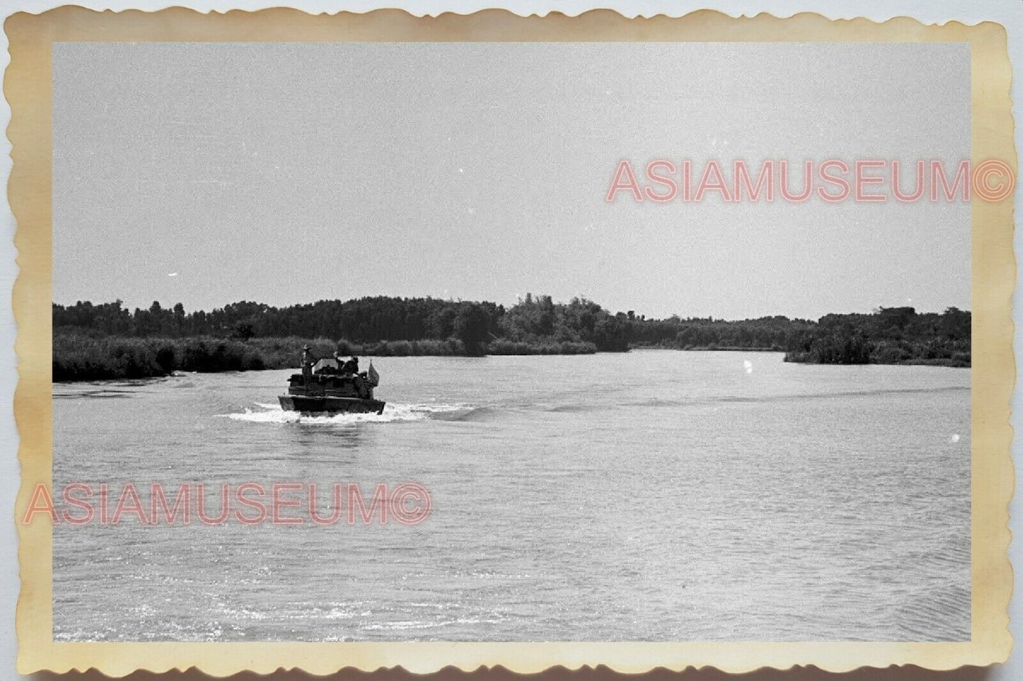 50s Vietnam SAIGON VILLAGE RIVER PATROL GUARD BOAT BATTLE OLD Vintage Photo 1633