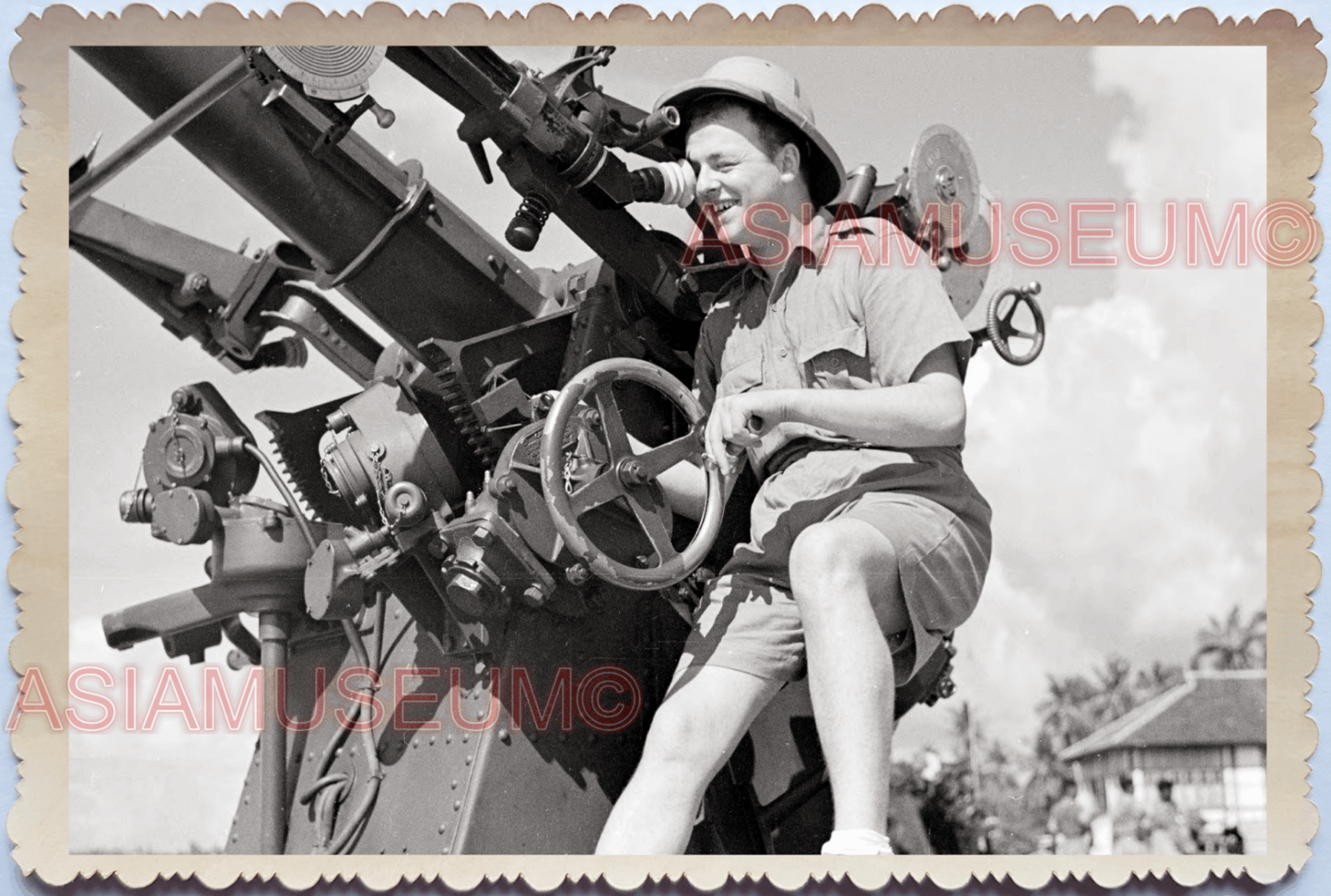 WW2 British Army Soldier Anti Japan Aircraft Gun Vintage Singapore Photo 28109