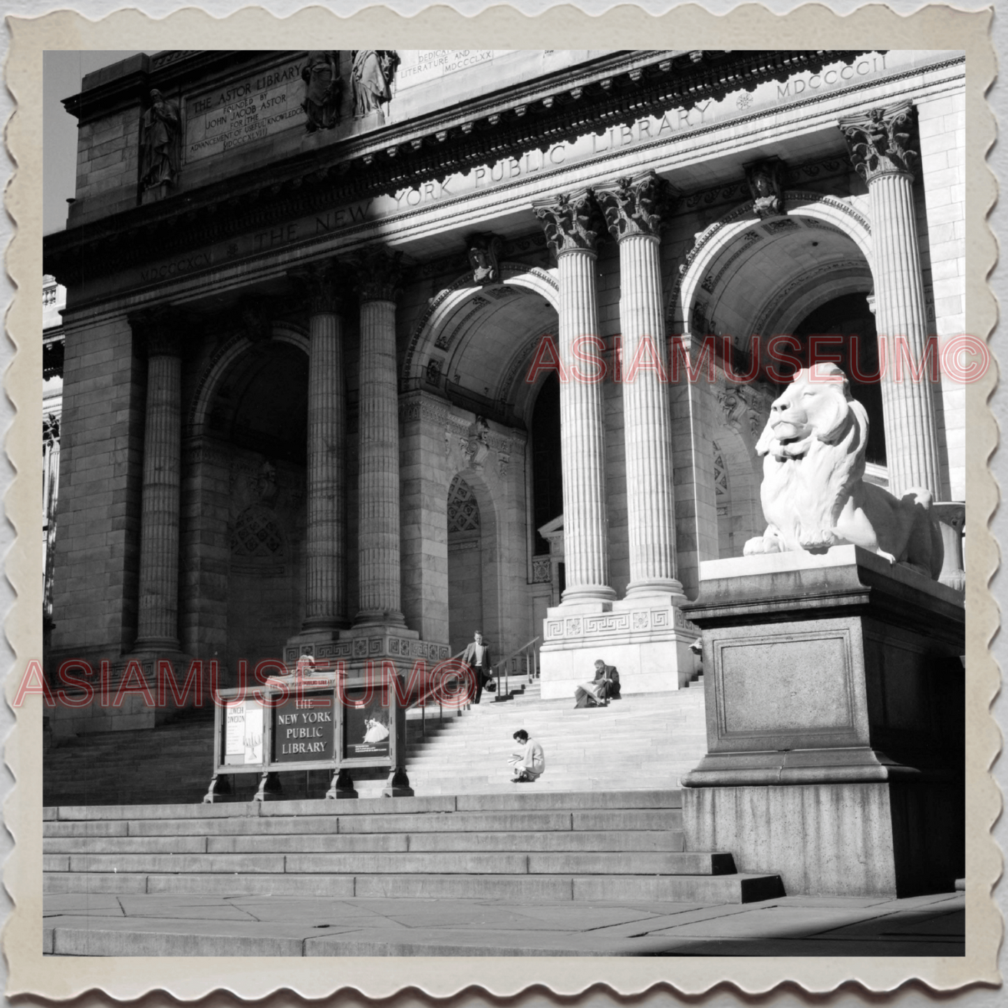 50s MANHATTAN NEW YORK CITY PUBLIC LIBRARY ROCK LION VINTAGE OLD USA Photo 9054