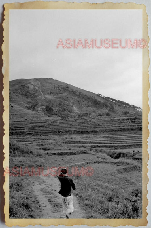 50s Vietnam SAIGON MOUNTAIN HILL SCENERY WAR ZONE MAN PATROL Vintage Photo 515