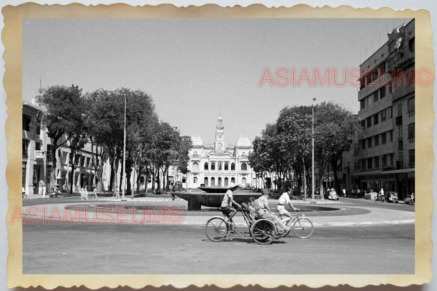 50s Vietnam War Saigon HO CHI MINH CITY HALL STREET TRISHAW Vintage Photo #1242