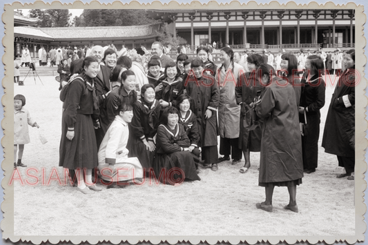 50s JAPAN TOKYO KYOTO Heian Jingu Shrine Temple Group Girls Vintage Photo 25809