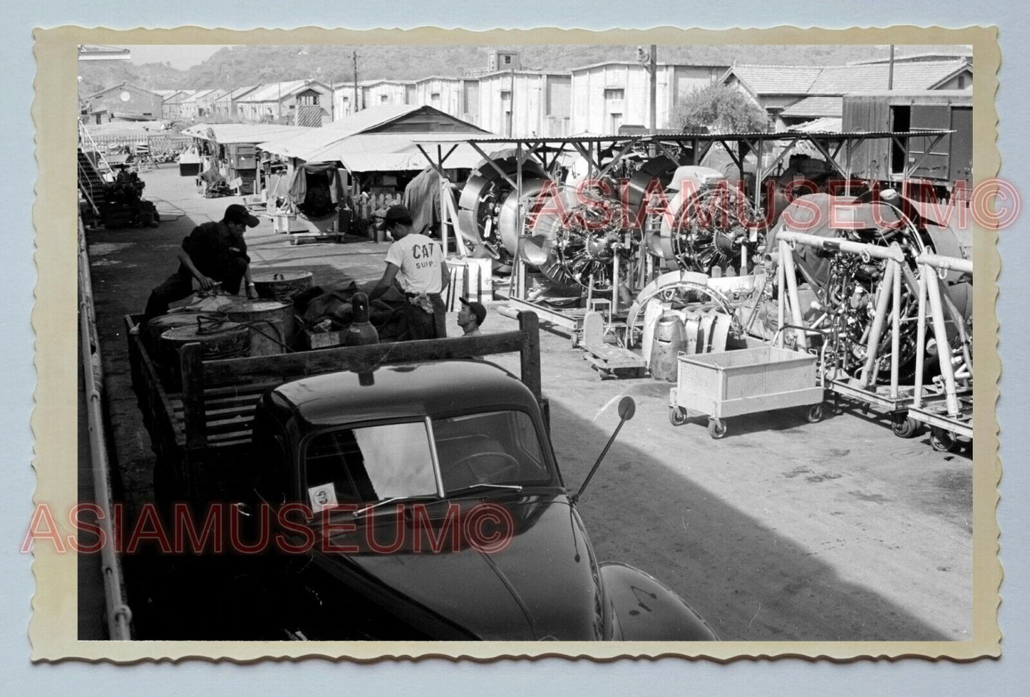 Truck Aircraft Engine Port Factory B&W Vintage Taiwan Taipei Photo 台湾老照片 #28919