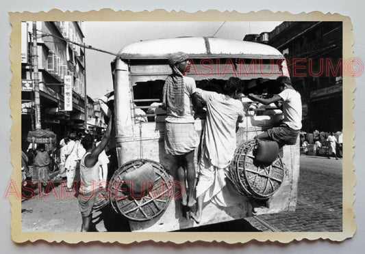 1940s KOLKATA STREET SCENE SHOP CAR BUILDING BUS MAN Vintage INDIA Photo #1136