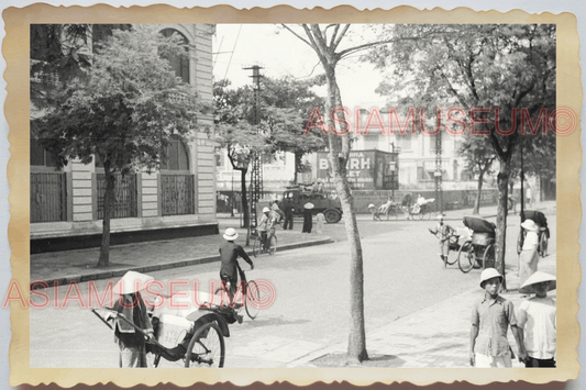 40s WW2 Vietnam HANOI STREET TRISHAW SHOP RICKSHAW BICYCLE Vintage Photo 04235