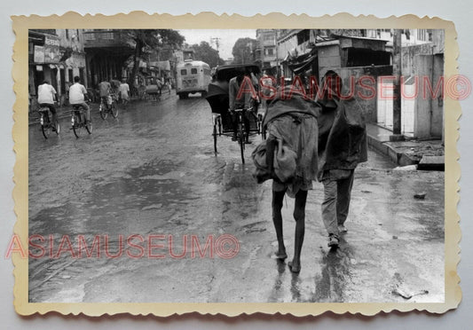 1940s Calcutta Men Trishaw Street Scene Bicycle Rains  Vintage INDIA Photo #1154