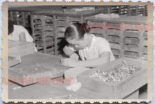 WW2 BRITISH OPIUM PLANT FACTORY WOMEN LADY WORKER VINTAGE SINGAPORE PHOTO 30416