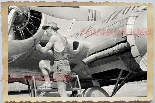 40s WW2 Vietnam FRENCH MILITARY AIRPLANE BOMBER PILOT PLANE Vintage Photo 26508