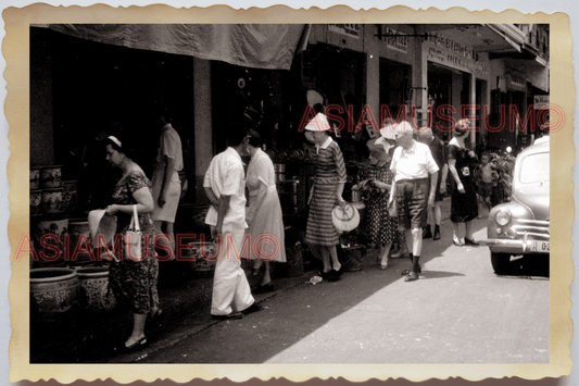 50s THAILAND BANGKOK STREET SCENE SHOPPING STORE CAR SHOP Vintage Photo 28829