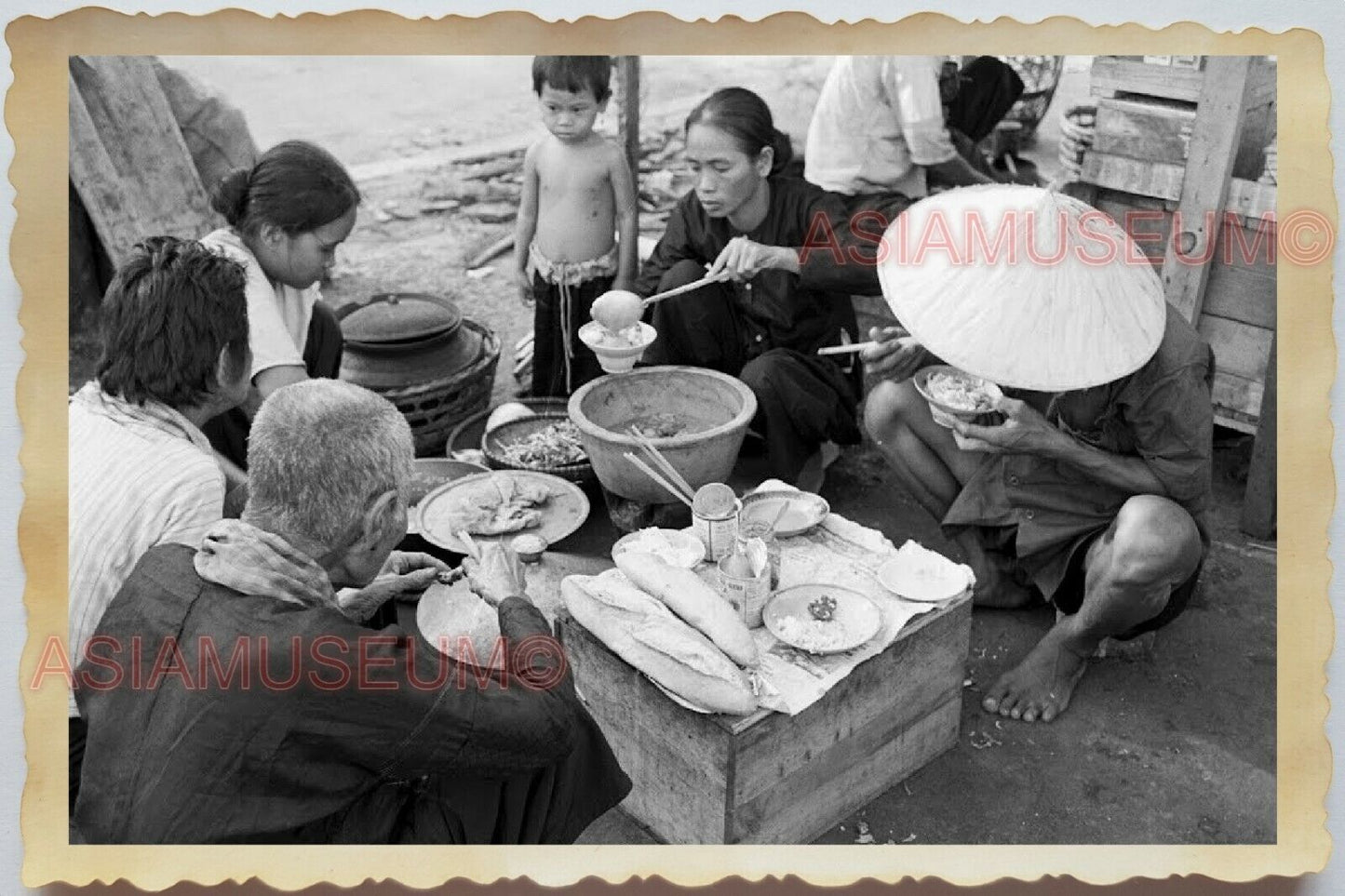 50s Vietnam War Indochina Women Children Old man Food Street Vintage Photo #432