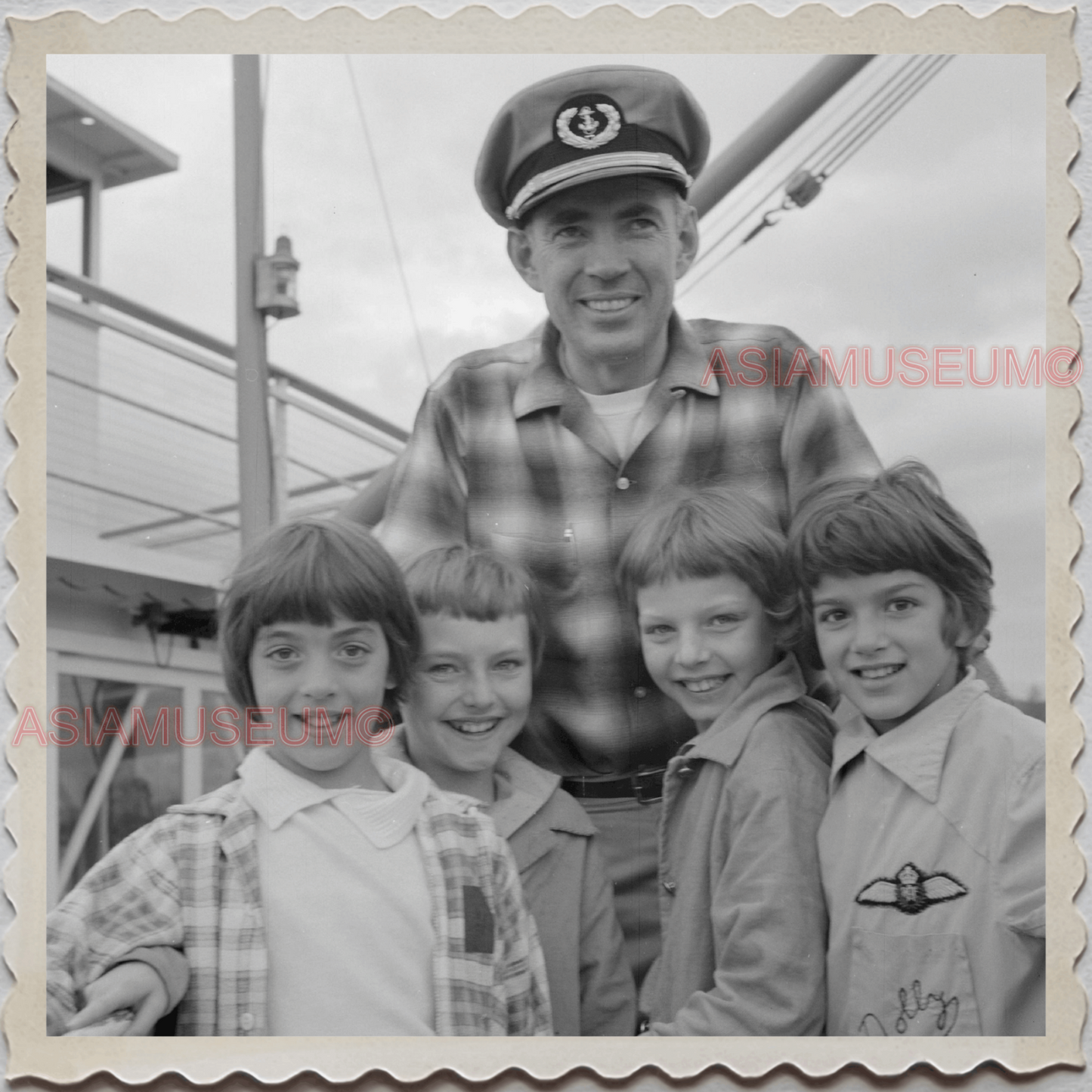 50s FAIRBANKS NORTH STAR BOROUGH ALASKA SHIP CAPTAIN CHILDREN OLD USA Photo 8065