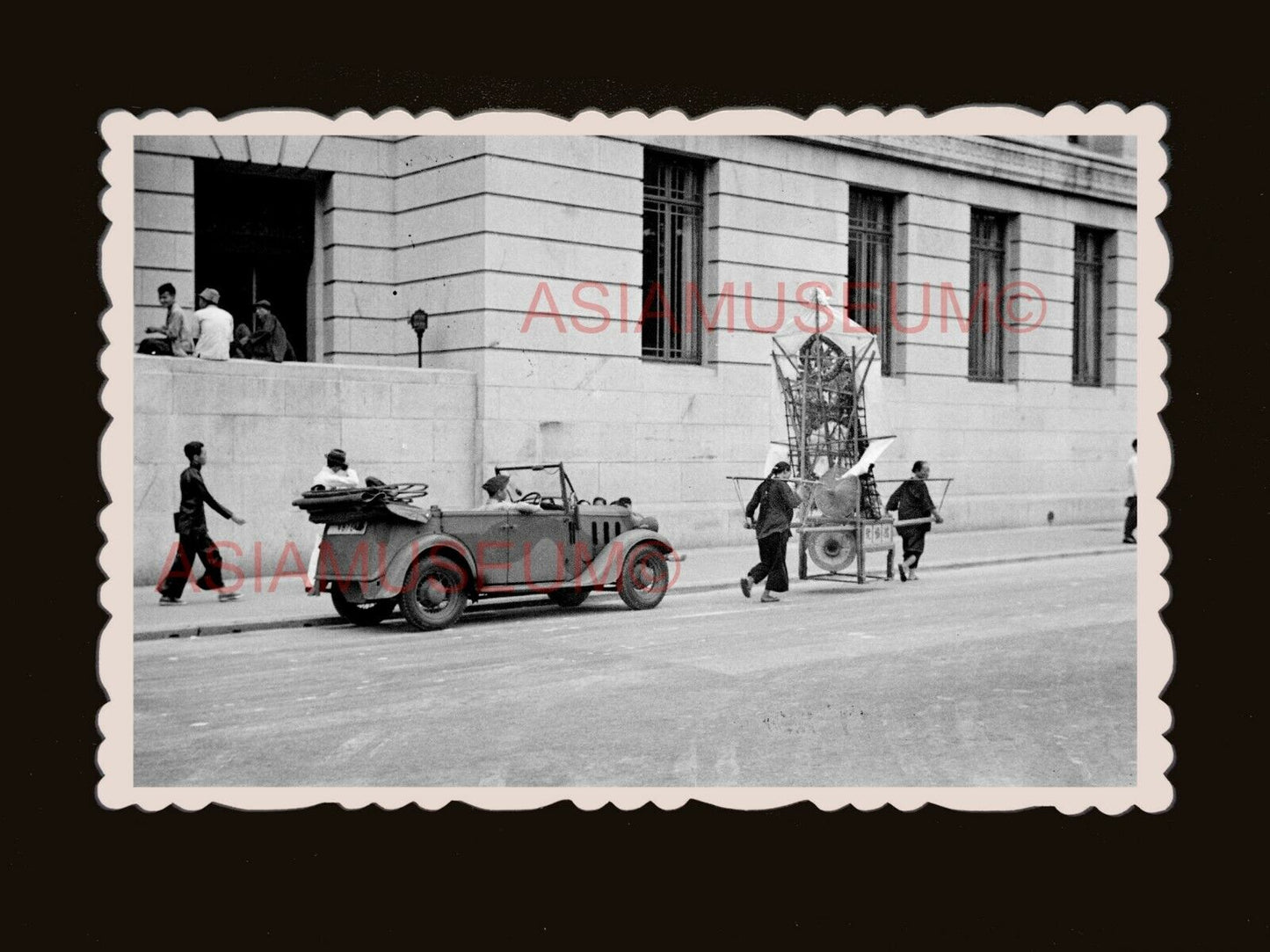 Car British Colonial Building Women Flower Vintage Hong Kong Photo 香港旧照片 #2495