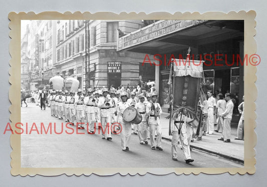 DES VOEUX ROAD QUEEN'S ROAD FUNERAL BAND B&W Vintage Hong Kong Photo 香港旧照片 03992