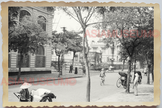 40s WW2 Vietnam INDOCHINA HANOI STREET MAN RICKSHAW BICYCLE Vintage Photo 04216