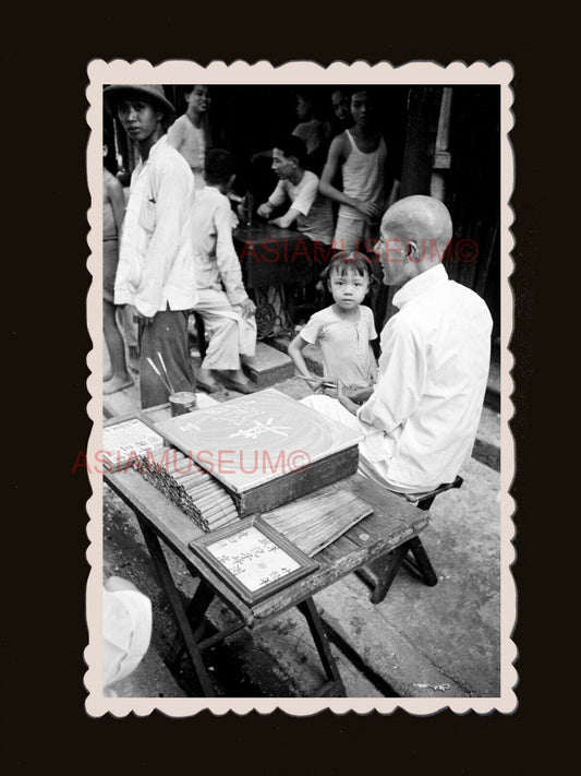 1940's Market Man Cigarette Girl Street Vendor Hong Kong Photograph 香港旧照片 #2931