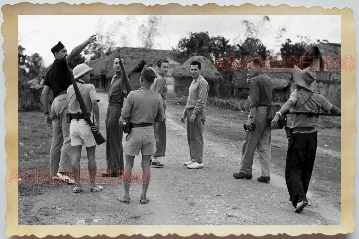 Ho Chi Minh Village America French Army Soldier Vietnam War Vintage Photo 689