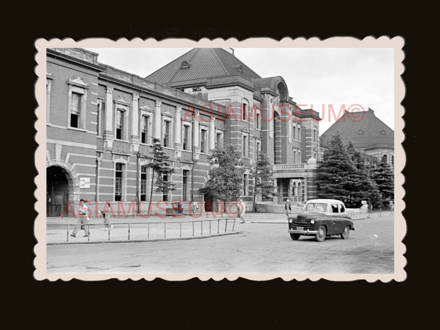 1940's British Colonial Building Car Man Vintage B&W Hong Kong Photo 香港旧照片 #2267