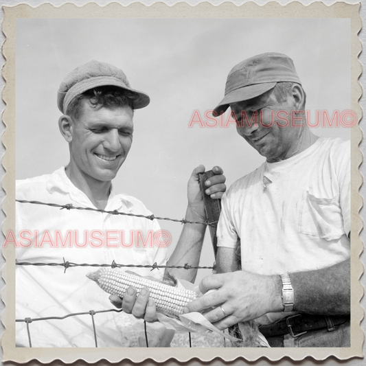 50s BLOOMINGTON MONROE INDIANA INDIANAPOLIS HYBRID CORN MAN OLD USA Photo 12321