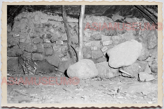 50s PHILIPPINES MANILA LUZON MOUNTAIN TRIBE IGOROT HUT HOUSE Vintage Photo 24083