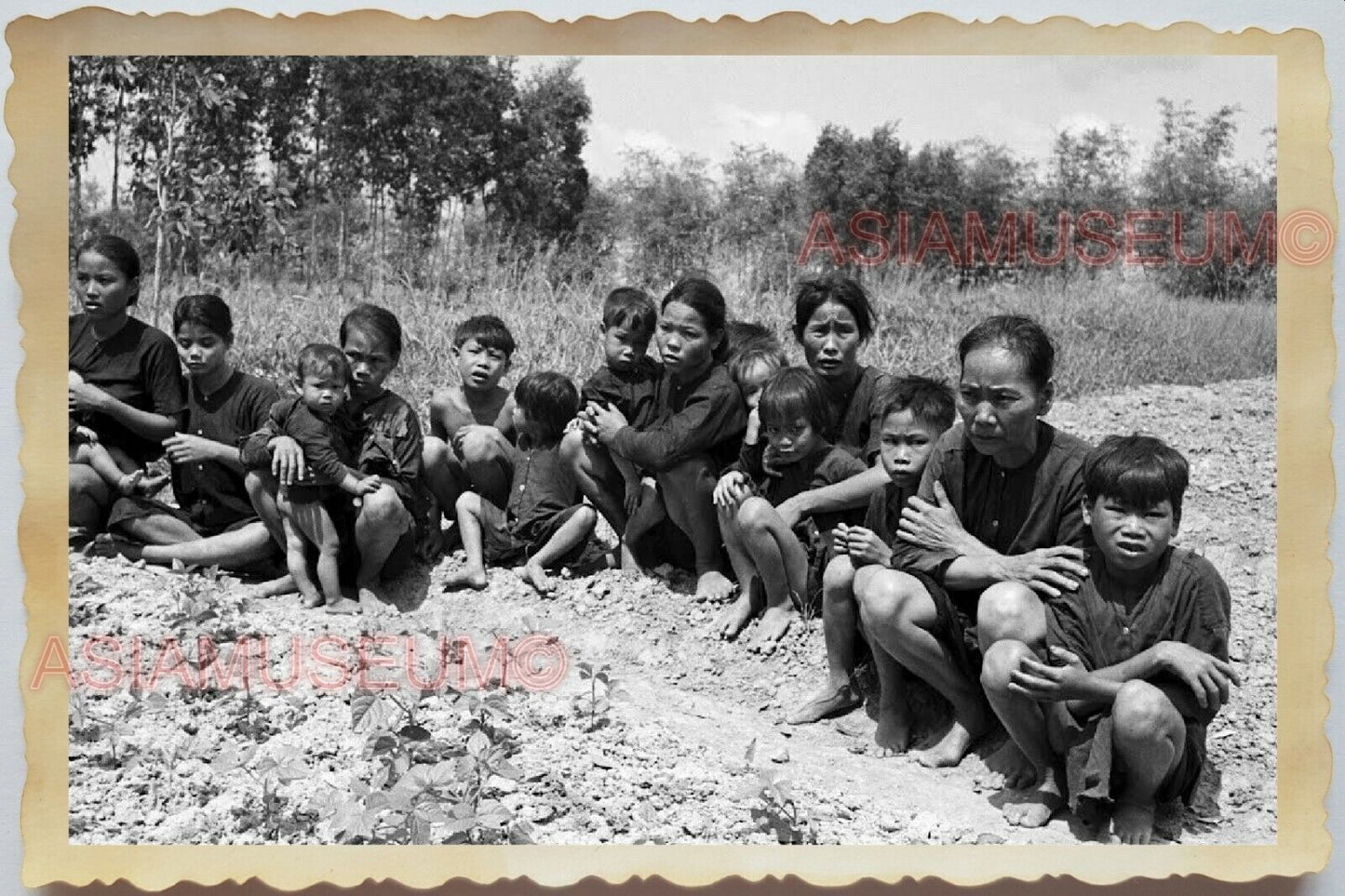 1950s Vietnam War Indochina SAIGON WOMEN LADY BOY VILLAGE Vintage Photo #412