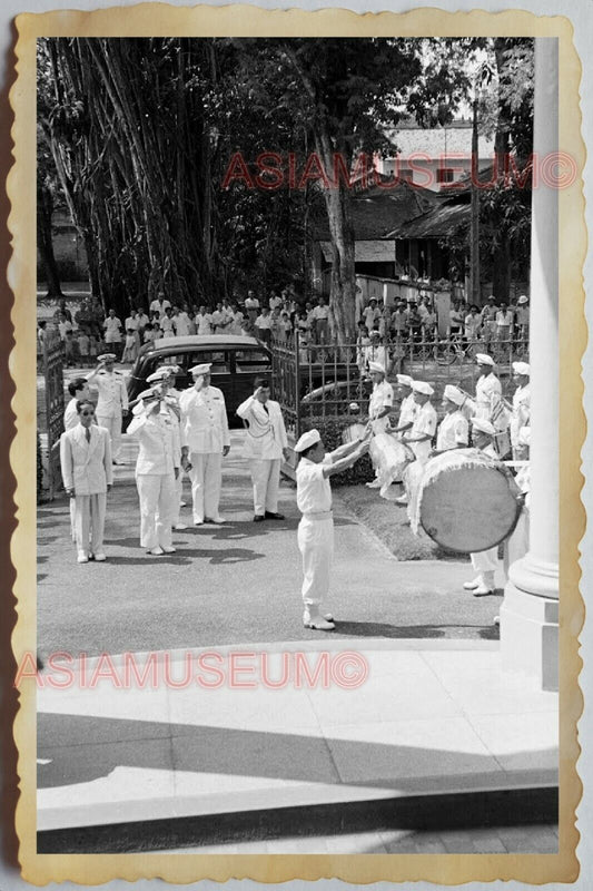 40s Vietnam War SAIGON CITY HALL FRENCH ARMY BAND FRANCE FLAG Vintage Photo 1690