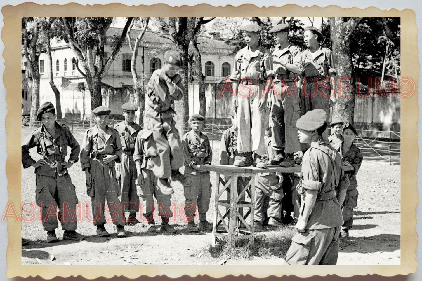 40s WW2 Vietnam FRENCH MILITARY CAMP PARATROOPERS TRAINING  Vintage Photo 27662