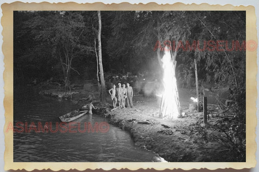 50s Vietnam SAIGON BOAT ARMY SOLDIER MILITARY CAMP FIRE WAR Vintage Photo #1598