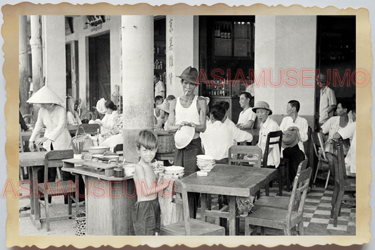 40s WW2 Vietnam HANOI STREET SCENE BOY CAFE RESTAURANT SHOP Vintage Photo 26442