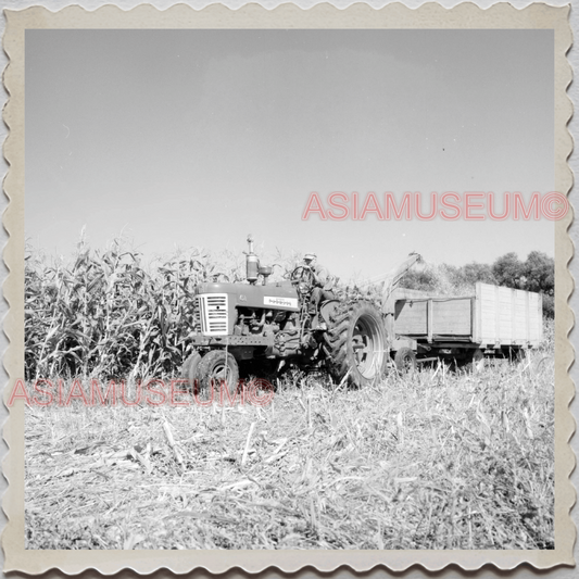 50s LAKE GENEVA WISCONSIN WALWORTH MILWAUKEE TRACTOR VINTAGE USA Photo 10352