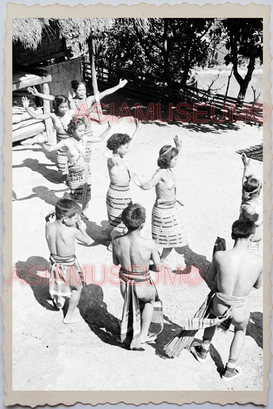 50s PHILIPPINES TRIBE TOPLESS MAN TATTOO DANCING GIRL WOMEN Vintage Photo 24426