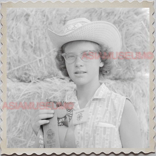 50s BILLINGS MONTANA FAIR YELLOWSTONE RIVER GIRL AWARD MEDAL OLD USA Photo 8598