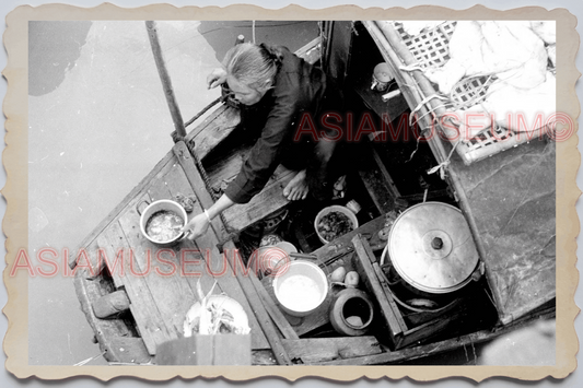 40's MACAU MACAO Women Boat House Kitchen Cooking Food Vintage Photo 澳门旧照片 28205