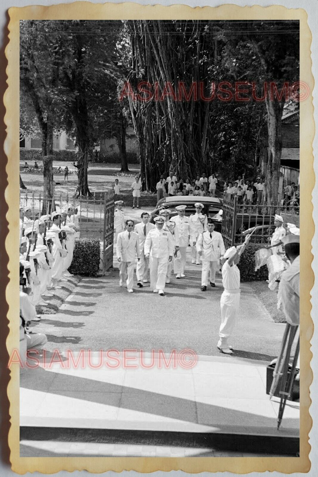 50s Vietnam SAIGON FRENCH NAVY ARMY SOLDIER FLAG GROUP GENERAL Vintage Photo 739