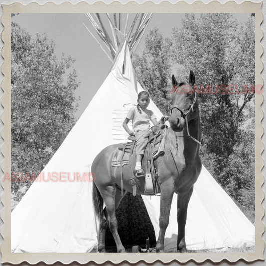 50s CROW TRIBE BIGHORN COUNTY MONTANA AGENCY GIRL HORSE VINTAGE USA Photo 8541