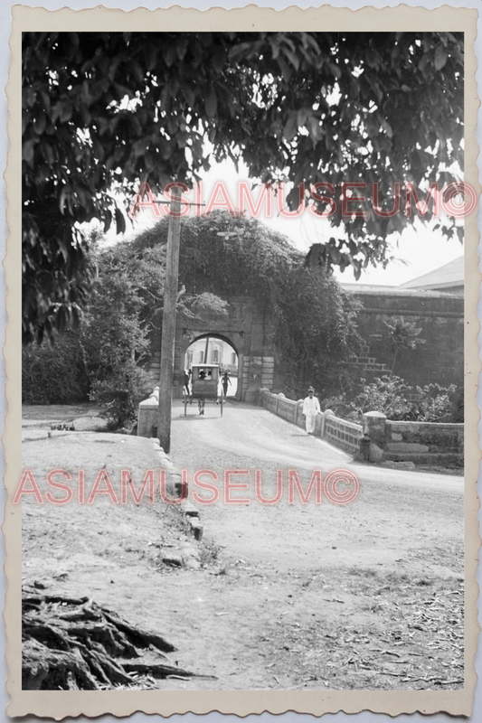 60s PHILIPPINES MANILA SPANISH CLONY BRIDGE FORTRESS RICKSHAW Old Photo 29759