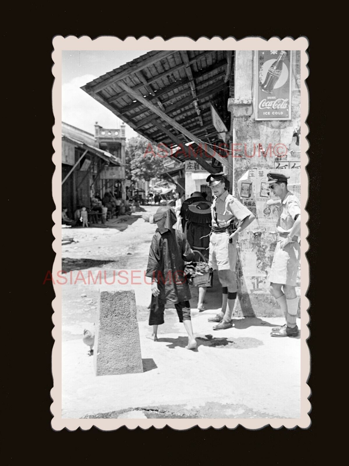 40's British Police Sha Tau Kok Women  Vintage Old Hong Kong Photo 香港旧照片 #3127