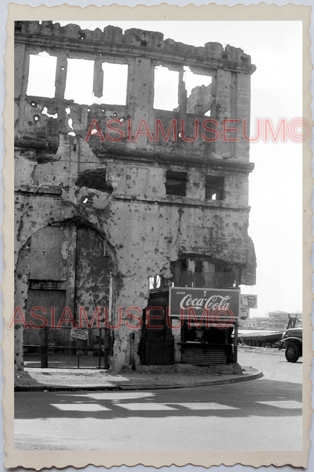 50s PHILIPPINES SPANISH USA COLONIAL BUILDING ADS SIGN COKE Vintage Photo 26239